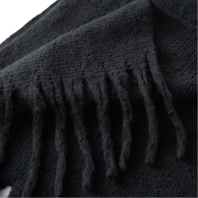 Black Solid Color Thick Tassel Scarf